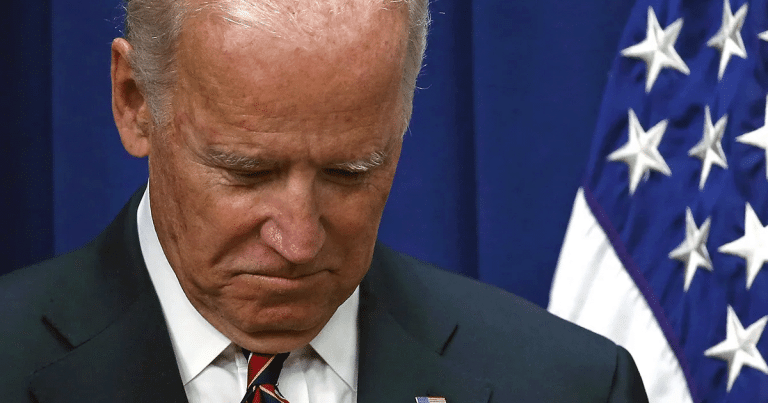 After Biden Freezes Up Solid on Live TV, Obama is Forced to Do 1 Embarrassing Thing